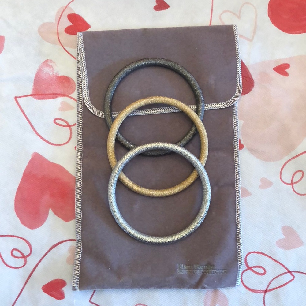 💛 Lia Sophia Bangle set